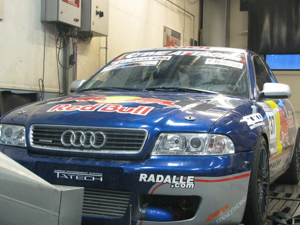 AUDI A4 TIMEATTACK MoTest Oy